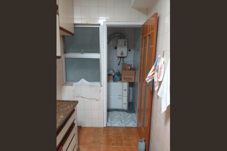 Apartamento à venda com 75m², 2 quartos e 1 vaga Apartamento à venda com 75m², 2 quartos e 1 vagaCozinha