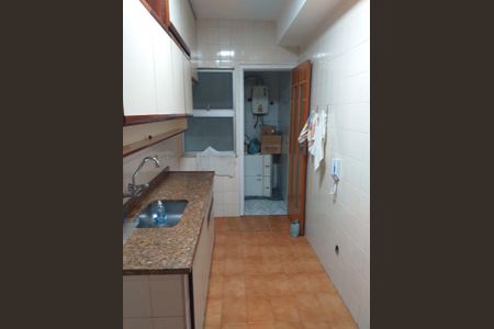 Apartamento à venda com 75m², 2 quartos e 1 vaga Apartamento à venda com 75m², 2 quartos e 1 vagaCozinha