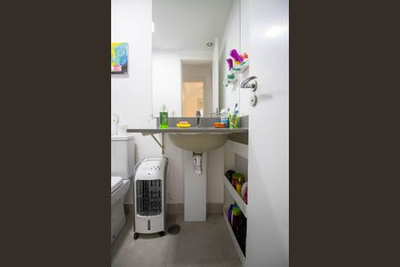 Apartamento à venda com 67m², 2 quartos e 1 vagaBanheiro