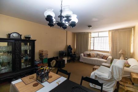 Apartamento à venda com 110m², 3 quartos e 1 vaga Apartamento à venda com 110m², 3 quartos e 1 vagaSala