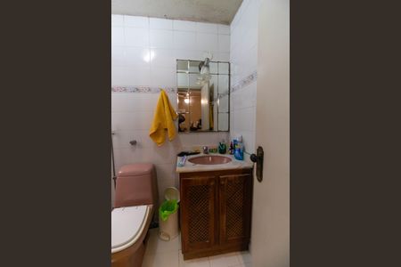 Apartamento à venda com 110m², 3 quartos e 1 vaga Apartamento à venda com 110m², 3 quartos e 1 vagaBanheiro da Suíte