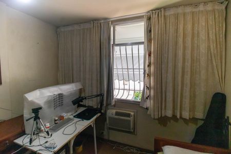 Apartamento à venda com 110m², 3 quartos e 1 vaga Apartamento à venda com 110m², 3 quartos e 1 vagaQuarto 2