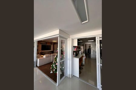 Apartamento à venda com 144m², 3 quartos e 2 vagas Apartamento à venda com 144m², 3 quartos e 2 vagasFoto 02