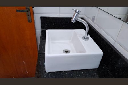 Apartamento para alugar com 85m², 3 quartos e 2 vagasBanheiro 2