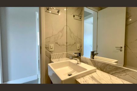 Apartamento à venda com 82m², 2 quartos e 2 vagas Apartamento à venda com 82m², 2 quartos e 2 vagasBanheiro