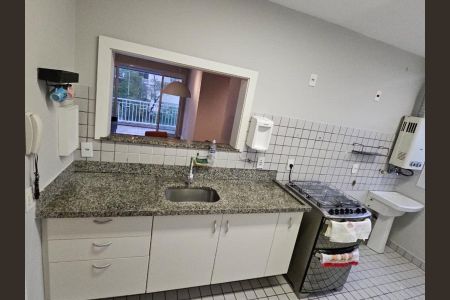 Apartamento à venda com 3 quartos, 75m² em Super Quadra Morumbi, São Paulo