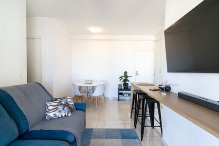 Apartamento à venda com 42m², 1 quarto e 1 vagaSala