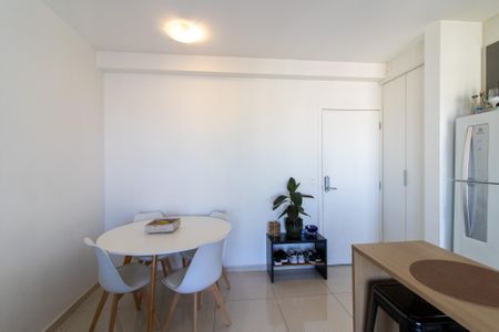 Apartamento à venda com 42m², 1 quarto e 1 vagaSala