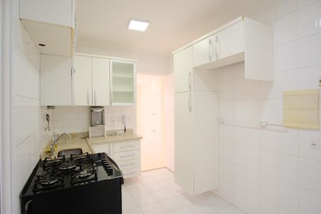 Apartamento à venda com 93m², 3 quartos e 2 vagasCozinha