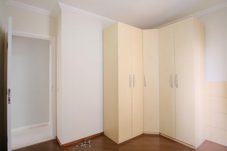 Apartamento à venda com 93m², 3 quartos e 2 vagasQuarto 2