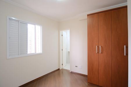 Apartamento à venda com 93m², 3 quartos e 2 vagasSuíte