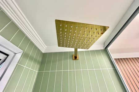 Apartamento à venda com 107m², 4 quartos e 2 vagas Apartamento à venda com 107m², 4 quartos e 2 vagasBanheiro Corredor