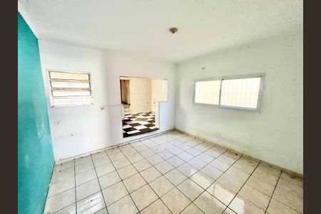 Casa para alugar com 170m², 2 quartos e 1 vaga Casa para alugar com 170m², 2 quartos e 1 vagaSala de Jantar