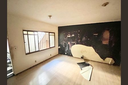 Casa para alugar com 170m², 2 quartos e 1 vaga Casa para alugar com 170m², 2 quartos e 1 vagaSala 2