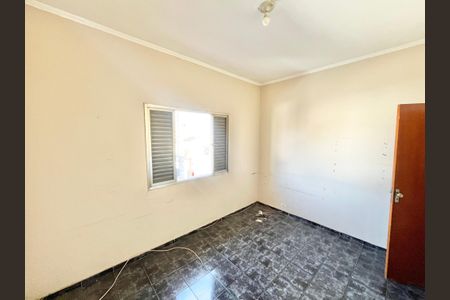 Casa para alugar com 170m², 2 quartos e 1 vaga Casa para alugar com 170m², 2 quartos e 1 vagaQuarto 2