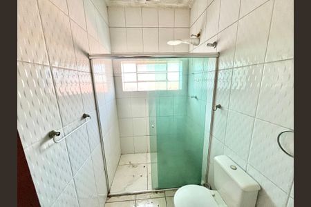 Casa para alugar com 170m², 2 quartos e 1 vaga Casa para alugar com 170m², 2 quartos e 1 vagaBanheiro