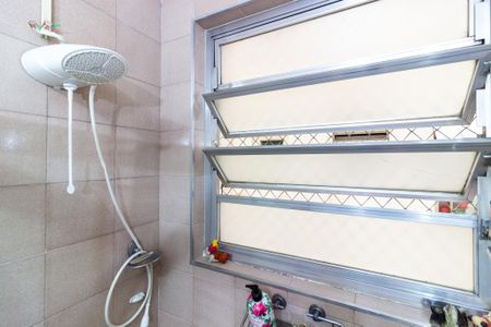 Apartamento à venda com 99m², 2 quartos e sem vaga Apartamento à venda com 99m², 2 quartos e sem vagaBanheiro