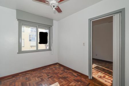 Quarto de apartamento para alugar com 1 quarto, 60m² em Passo D’areia, Porto Alegre