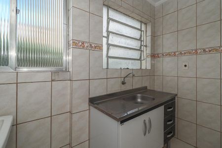 Cozinha de apartamento para alugar com 1 quarto, 60m² em Passo D’areia, Porto Alegre