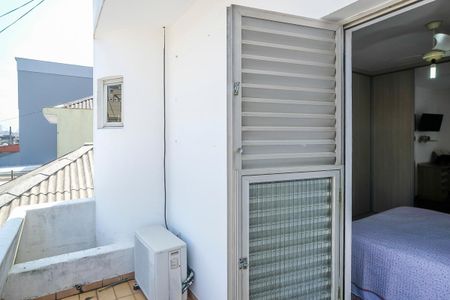 Casa à venda com 340m², 3 quartos e 2 vagasVaranda da suíte