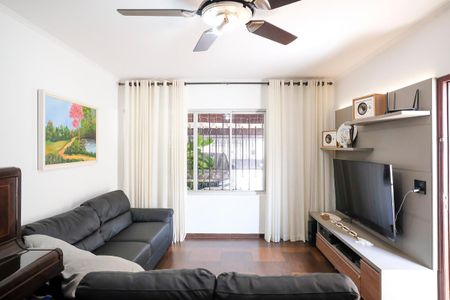 Casa à venda com 340m², 3 quartos e 2 vagasSala