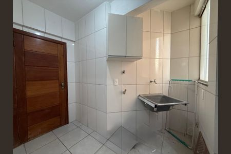 Apartamento à venda com 3 quartos, 70m² em Carlos Prates, Belo Horizonte