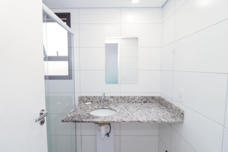 Apartamento para alugar com 72m², 3 quartos e 2 vagas Apartamento para alugar com 72m², 3 quartos e 2 vagasBanheiro da Suíte