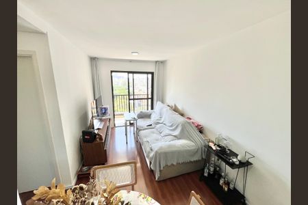 Apartamento à venda com 72m², 3 quartos e 2 vagas Apartamento à venda com 72m², 3 quartos e 2 vagasSala/Cozinha