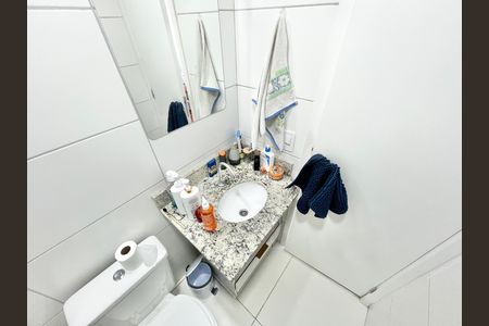 Apartamento à venda com 72m², 3 quartos e 2 vagas Apartamento à venda com 72m², 3 quartos e 2 vagasBanheiro