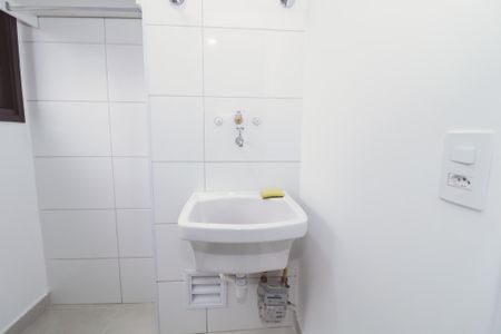 Apartamento para alugar com 72m², 3 quartos e 2 vagas Apartamento para alugar com 72m², 3 quartos e 2 vagasÁrea de Serviço