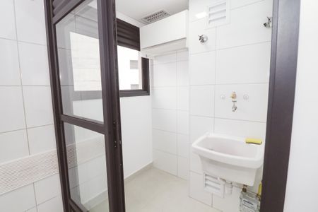Apartamento para alugar com 72m², 3 quartos e 2 vagas Apartamento para alugar com 72m², 3 quartos e 2 vagasÁrea de Serviço