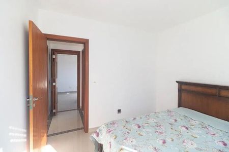 Quarto 2 de apartamento para alugar com 2 quartos, 230m² em São João, Porto Alegre