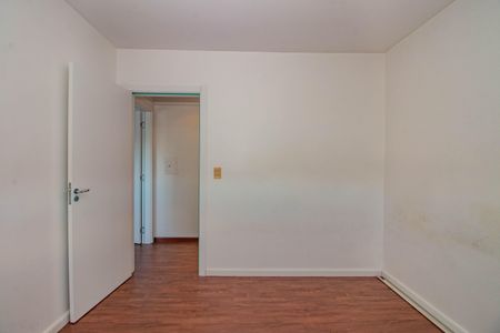 Quarto 1 de apartamento para alugar com 2 quartos, 50m² em Sarandi, Porto Alegre