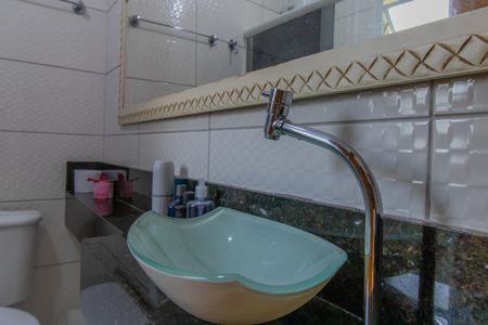 Casa de condomínio para alugar com 78m², 2 quartos e 1 vagaBanheiro social