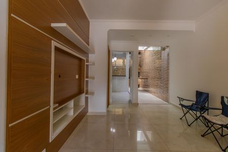 Sala de casa de condomínio para alugar com 2 quartos, 78m² em Jardim Petropolis, Cotia