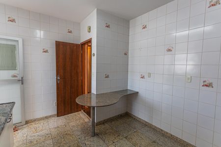 Apartamento para alugar com 85m², 3 quartos e 1 vaga Apartamento para alugar com 85m², 3 quartos e 1 vagaCozinha