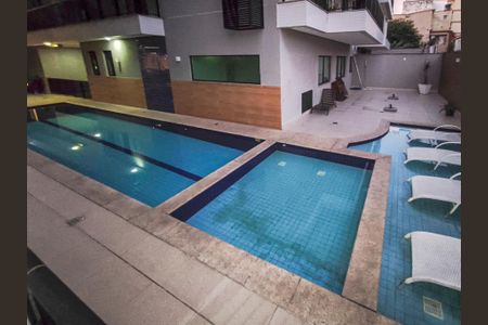 Apartamento à venda com 75m², 2 quartos e 1 vagaÁrea comum - Piscina