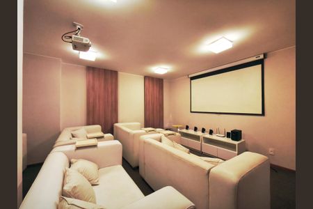 Apartamento à venda com 75m², 2 quartos e 1 vagaCinema