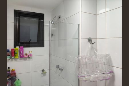 Apartamento à venda com 75m², 2 quartos e 1 vagaBanheiro Corredor