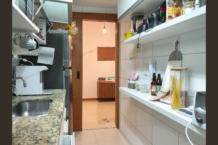 Apartamento à venda com 75m², 2 quartos e 1 vagaCozinha e Área de Serviço