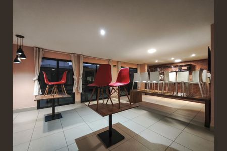 Apartamento à venda com 75m², 2 quartos e 1 vagaÁrea gourmet