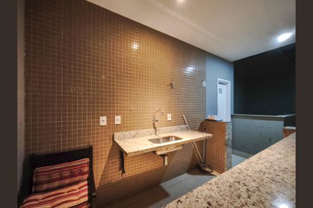 Apartamento à venda com 75m², 2 quartos e 1 vagaÁrea comum - Playground