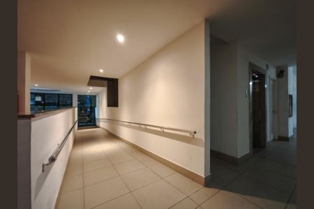 Apartamento à venda com 75m², 2 quartos e 1 vagaFachada e portaria