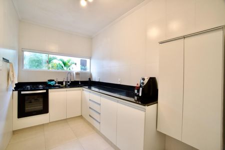 Apartamento à venda com 81m², 3 quartos e sem vaga Apartamento à venda com 81m², 3 quartos e sem vagaCozinha