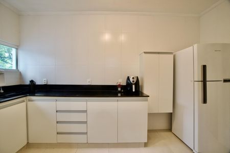 Apartamento à venda com 81m², 3 quartos e sem vaga Apartamento à venda com 81m², 3 quartos e sem vagaCozinha