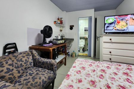 Studio para alugar com 12m², 1 quarto e sem vaga Studio para alugar com 12m², 1 quarto e sem vagaSala - Quarto