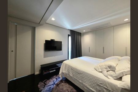 Apartamento à venda com 202m², 2 quartos e 3 vagasSuíte 2