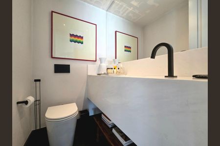 Apartamento à venda com 202m², 2 quartos e 3 vagas Apartamento à venda com 202m², 2 quartos e 3 vagasLavabo