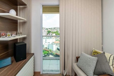 Apartamento para alugar com 55m², 2 quartos e 1 vagaVaranda da Sala