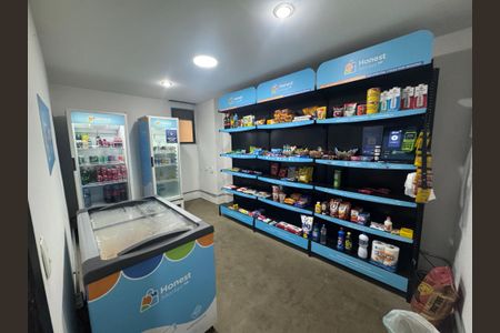 Apartamento à venda com 75m², 1 quarto e 2 vagas Apartamento à venda com 75m², 1 quarto e 2 vagasMercadinho